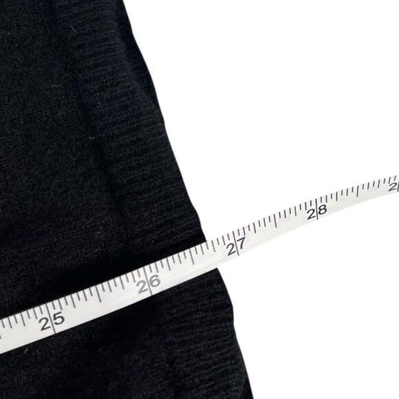 Talbots women’s medium Cashmere Black Long Sleeve Roll Turtleneck tunic Sweater - Picture 4 of 7